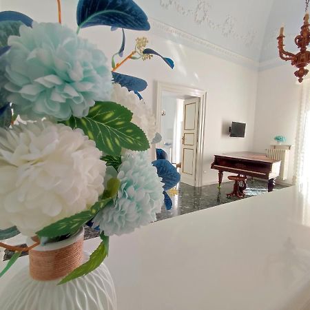 Dimora Della Marchesa - Al Duomo Apartment Манфредония Екстериор снимка